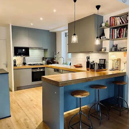 Cosy Chic Family Flat In Paris