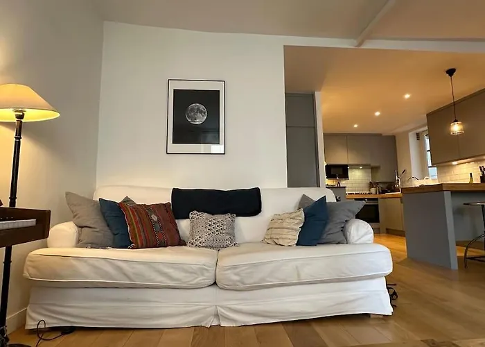 Cosy Chic Family Flat In Apartment Paris